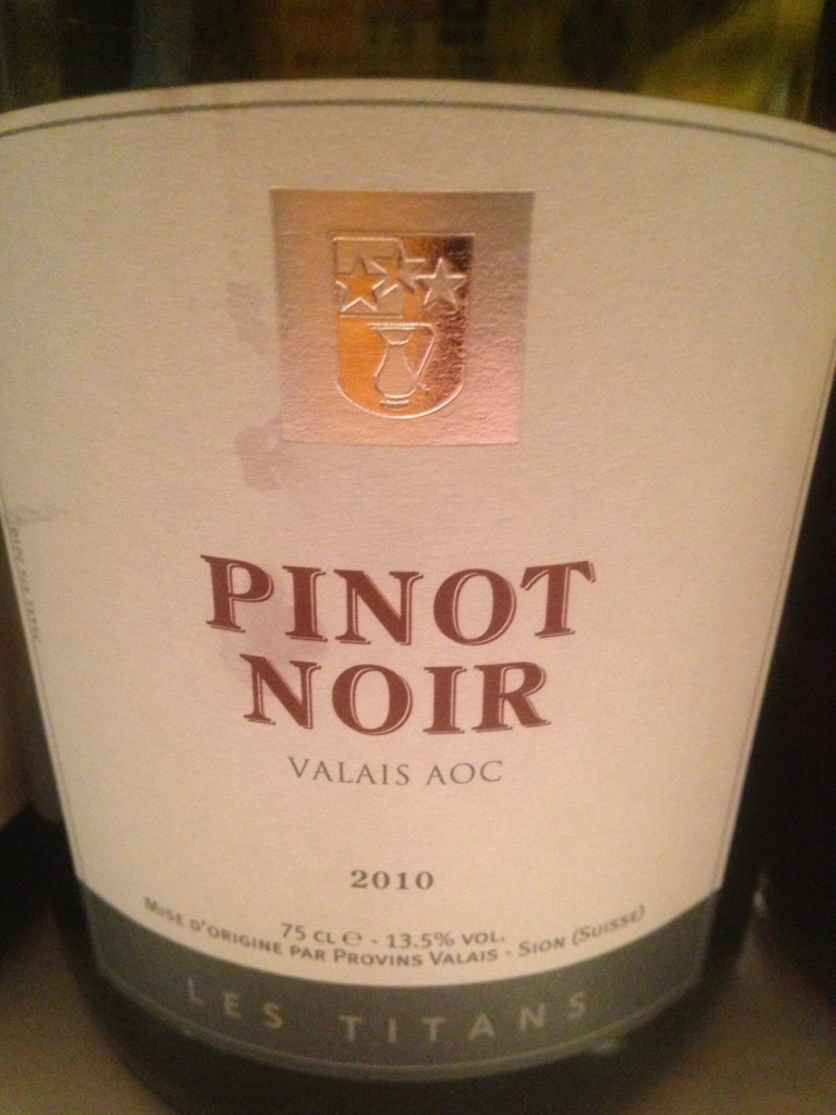 2010　Les Titans Pinot Noir　Valais（スイス）