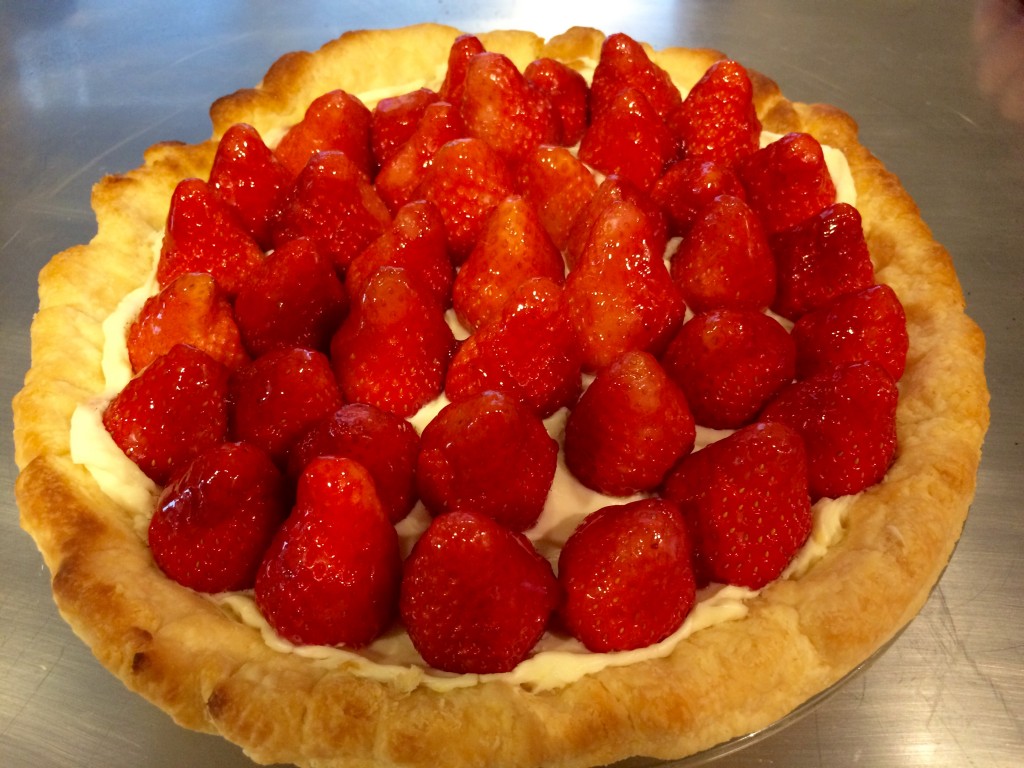 Strawberry Mascarpone Pie