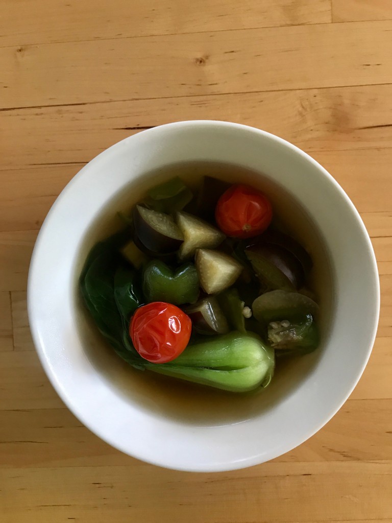 野菜のピリ辛スープ